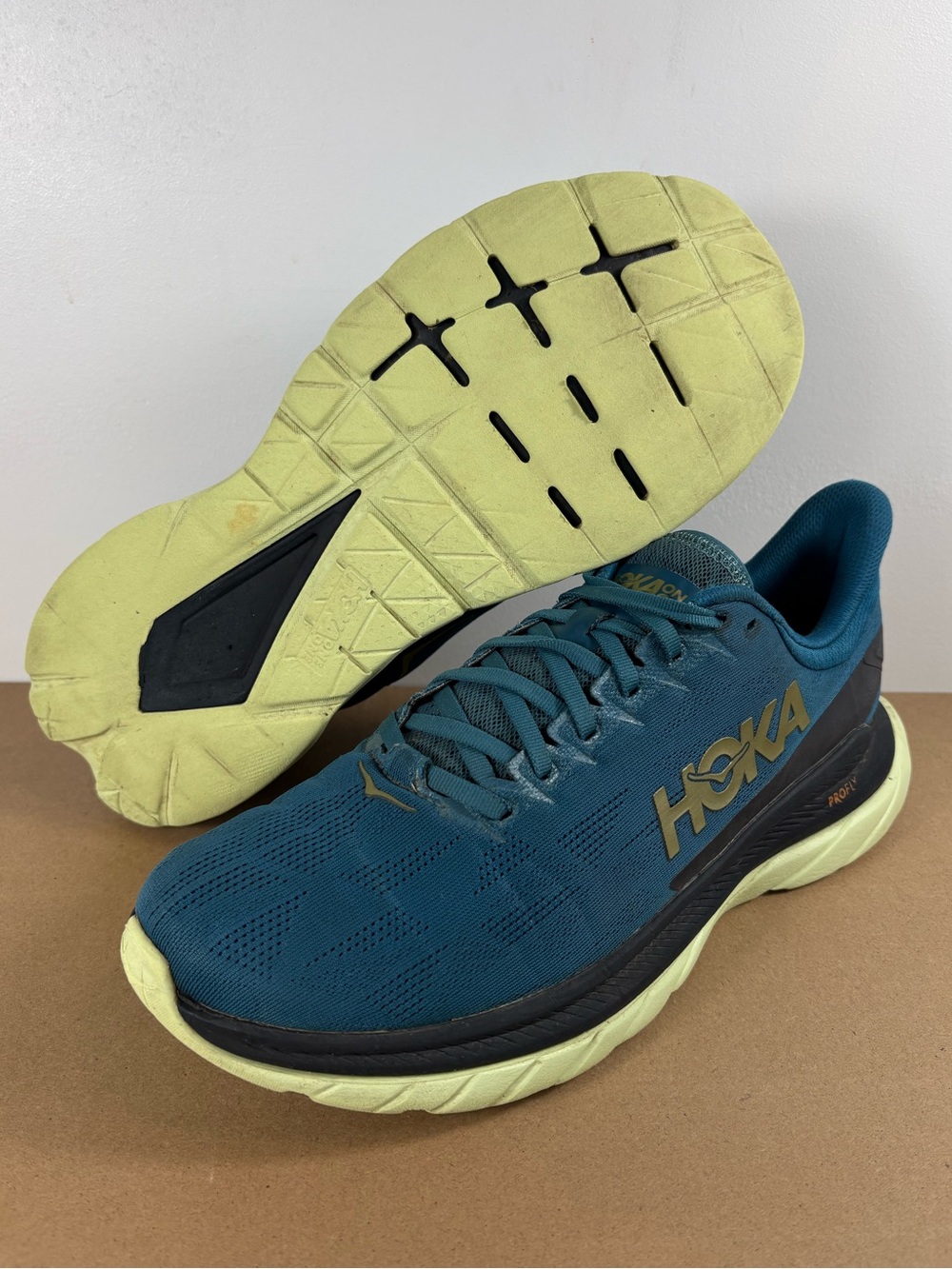 Hoka One Mens Mach 4 1113528 BCBLC Blue Running Shoes Sneakers Sz 12